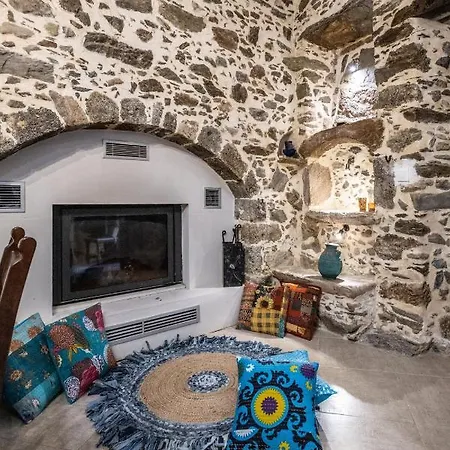 Casa di campagna Petrino Paradosiako