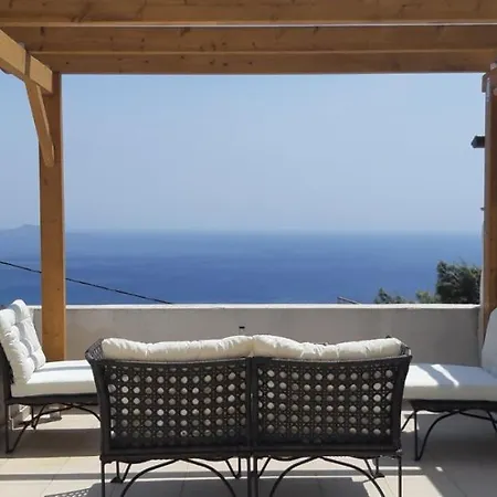 Petrino Paradosiako Country house Kerames