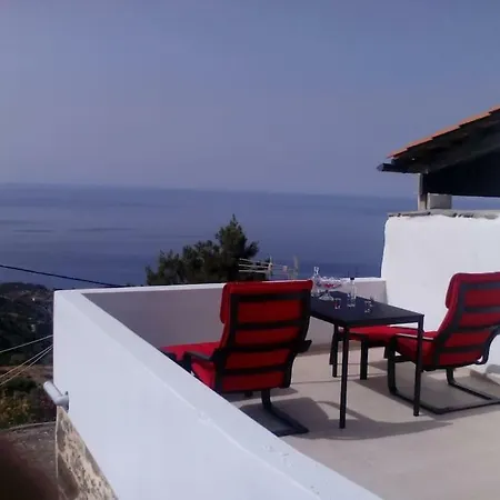 Petrino Paradosiako Country house Kerames
